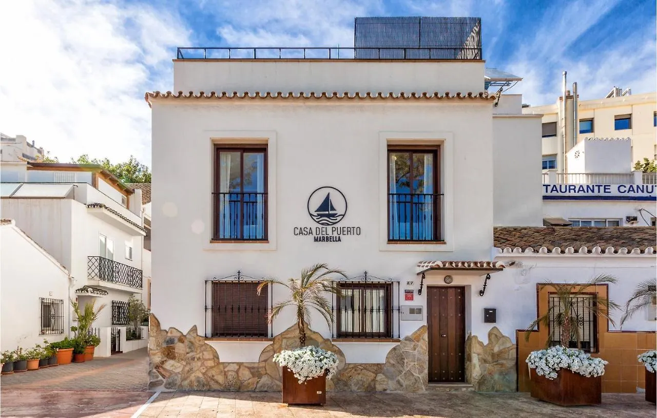 Gorgeous Home In Marbella With Kitchen